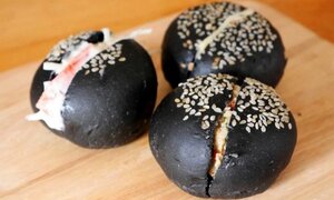 Bắt chước Hà Hồ, đi tìm loại bánh đen sì nhưng bổ dưỡng, cực tốt cho sức khỏe