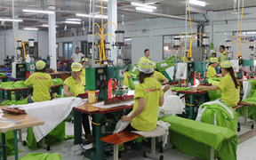 Nhựa Rạng Đông lãi trăm tỷ nhờ chuyển nhượng cổ phiếu