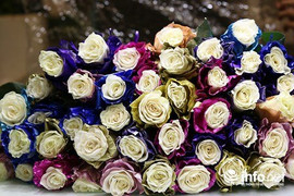 Bó hoa hồng giá 65 triệu đồng đại gia mua tặng vợ dịp Valentine có gì đặc biệt?