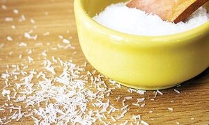 Cư dân mạng than ăn mì chính bị tê người?