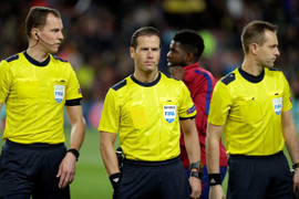 Hé lộ lương khủng của trọng tài mùa World Cup 2018