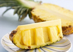 Bị chê gây rát lưỡi nhưng bộ phận này trong quả dứa chứa một chất rất quý