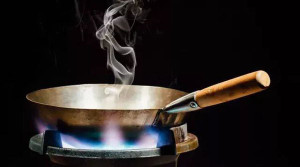 5 sai lầm khi nấu nướng gây ung thư, 90% người Việt đang mắc phải