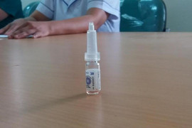 Y tá 'lỡ tay' cho uống cả lọ vắc-xin, bé trai 3 tháng tuổi phải cấp cứu