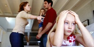 Tương lai của con bạn đang bị hủy hoại nếu bạn làm những điều này