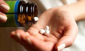 Bổ sung vitamin B vô tội vạ, nguy cơ mắc ung thư phổi cao gấp 2 lần