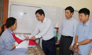 Khởi tố, bắt tạm giam kẻ hành hung nhân viên y tế ở Hà Tĩnh