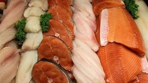 Ăn cá ít nhất mỗi tuần một lần, con sẽ thông minh hơn trẻ cùng lứa