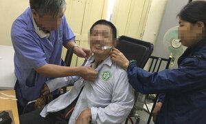 Chàng trai 9 năm sống thực vật tỉnh dậy kỳ diệu, nỗ lực tìm lại cuộc sống