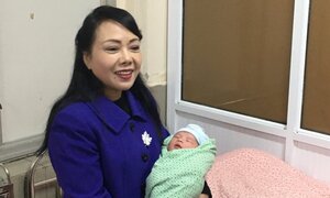 Bộ trưởng Bộ Y tế chúc Tết: Dứt khoát không được để bệnh nhân phải nằm ghép