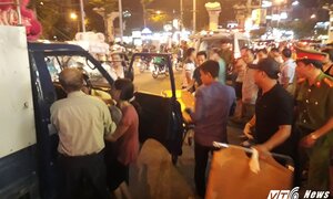 Người đàn ông gục chết trên vô lăng khi đang lái xe