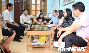 Cô giáo phạt học sinh uống nước giẻ lau bảng: Có thể xử lý hình sự cô giáo