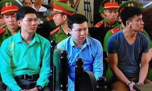 Nguyên Giám đốc Bệnh viện Đa khoa Hòa Bình xuất cảnh tránh mặt phiên tòa: Lãnh đạo Sở Y tế lên tiếng