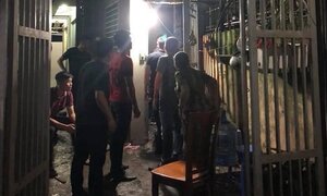 Khống chế kẻ đâm trọng thương, tưới xăng đốt nhà bố vợ cũ ở Hà Nội
