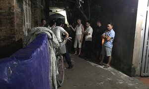 Nhân chứng kể giây phút gã con rể cầm dao đâm trọng thương, tưới xăng đốt nhà bố vợ cũ