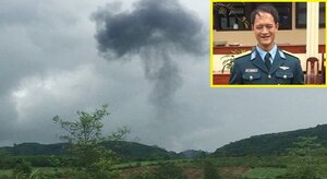 Máy bay SU-22 rơi ở Nghệ An: Người mẹ đau buồn suy sụp, khóc ngất khi hay tin con trai hy sinh