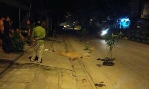 Công an điều tra vụ hai thanh niên thương vong cạnh xe máy ở Hà Nội
