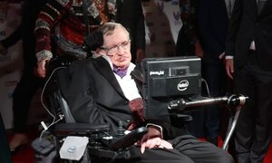 Điều gì giúp thiên tài Stephen Hawking sống được 55 năm với bệnh hiểm nghèo?