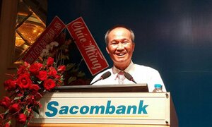 Sacombank bất ngờ rút lui khỏi sàn chứng khoán HoSE