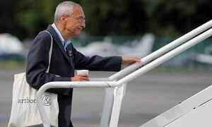 Giám đốc chiến dịch tranh cử của bà Clinton nhờ FBI điều tra email bị hack