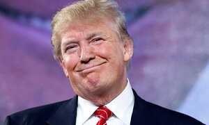 Donald Trump 'đối đầu' với truyền thông quốc tế