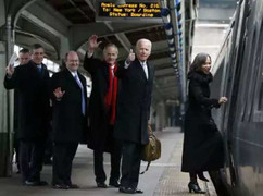 Cựu phó Tổng thống Mỹ lên tàu về quê sau khi Trump nhậm chức