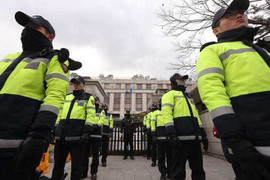 Chiến hạm Hàn Quốc phát nổ trước lúc tập trận