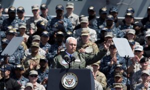 Phó Tổng thống Mỹ cảnh cáo Triều Tiên: Gươm đã tuốt khỏi vỏ