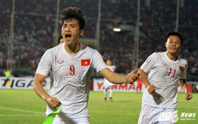 Công Vinh ghi bàn phút chót, tuyển Việt Nam vất vả hạ Myanmar