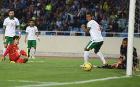 Bán kết AFF Cup 2016: Tuyển Việt Nam đá như những người lính thời chiến