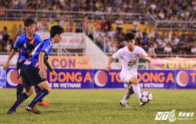 HLV Lê Thụy Hải: Công Phượng được khen quá, nghĩ mình làm được nên mới đá kiểu đó