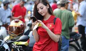 Người đẹp đi phân khối lớn mê mệt U23 Việt Nam là ai?