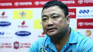 Chuyện lạ V-League: Công Vinh chi tiền tỷ mua xe khủng cho CLB TP.HCM