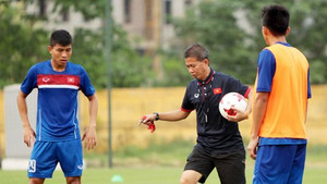 HLV Hoàng Anh Tuấn dùng đòn tâm lý chiến trước World Cup U20