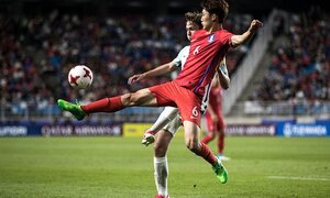 Kết quả U20 Anh vs U20 Hàn Quốc: Đội chủ nhà mất ngôi đầu đáng tiếc