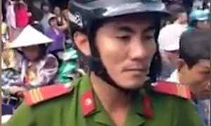 'Thượng sỹ đánh người bán hàng' thành tội đồ và mối nguy xã hội vô luật pháp