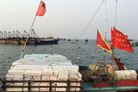 Trung Quốc sử dụng hạm đội tàu cá mang vũ khí ra Biển Đông