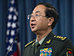 Trung Quốc đổi giọng sau khi tung máy bay, tàu chiến 'đuổi' tàu Mỹ ở Biển Đông