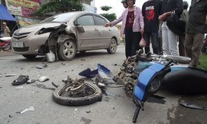 Hai ô tô đâm nhau, phó trưởng công an huyện ở Lai Châu tử vong