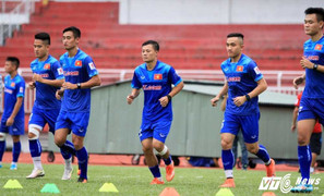 AFF Cup 2016: Tuyển Việt Nam phải di chuyển kiểu 'hành xác'