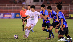 HLV Lê Thụy Hải: Công Phượng được khen quá, nghĩ mình làm được nên mới đá kiểu đó