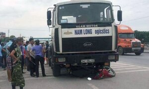 Đi khám bệnh, hai mẹ con nữ giáo viên chết thảm dưới gầm xe đầu kéo