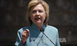 Phản ứng của bà Hillary Clinton về phán quyết của PCA