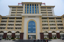 18 điểm đỗ vào Y đa khoa: Bộ GD-ĐT yêu cầu trả hồ sơ, trường vẫn giữ