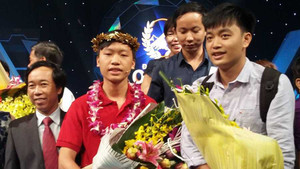 Quán quân Olympia 2016 Hồ Đắc Thanh Chương biết đọc khi 4 tuổi