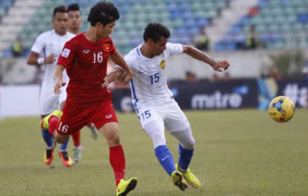 BLV Vũ Quang Huy: Công Phượng đá chính, cậu ấy thui chột ngay