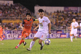 Video: Văn Toàn nâng tỷ số lên 2-0 cho U21 HAGL