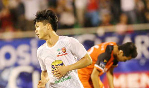 HLV Lê Thụy Hải: Công Phượng được khen quá, nghĩ mình làm được nên mới đá kiểu đó