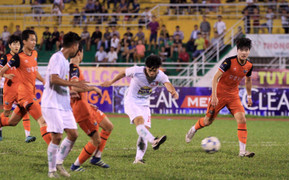 HLV Lê Thụy Hải: Công Phượng được khen quá, nghĩ mình làm được nên mới đá kiểu đó