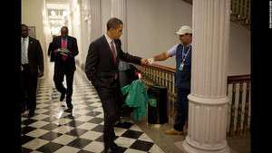 Những khoảnh khắc đẹp của ông Obama trong 8 năm làm tổng thống